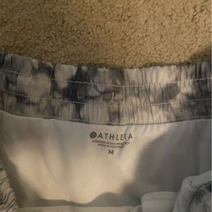 Athleta size medium shorts